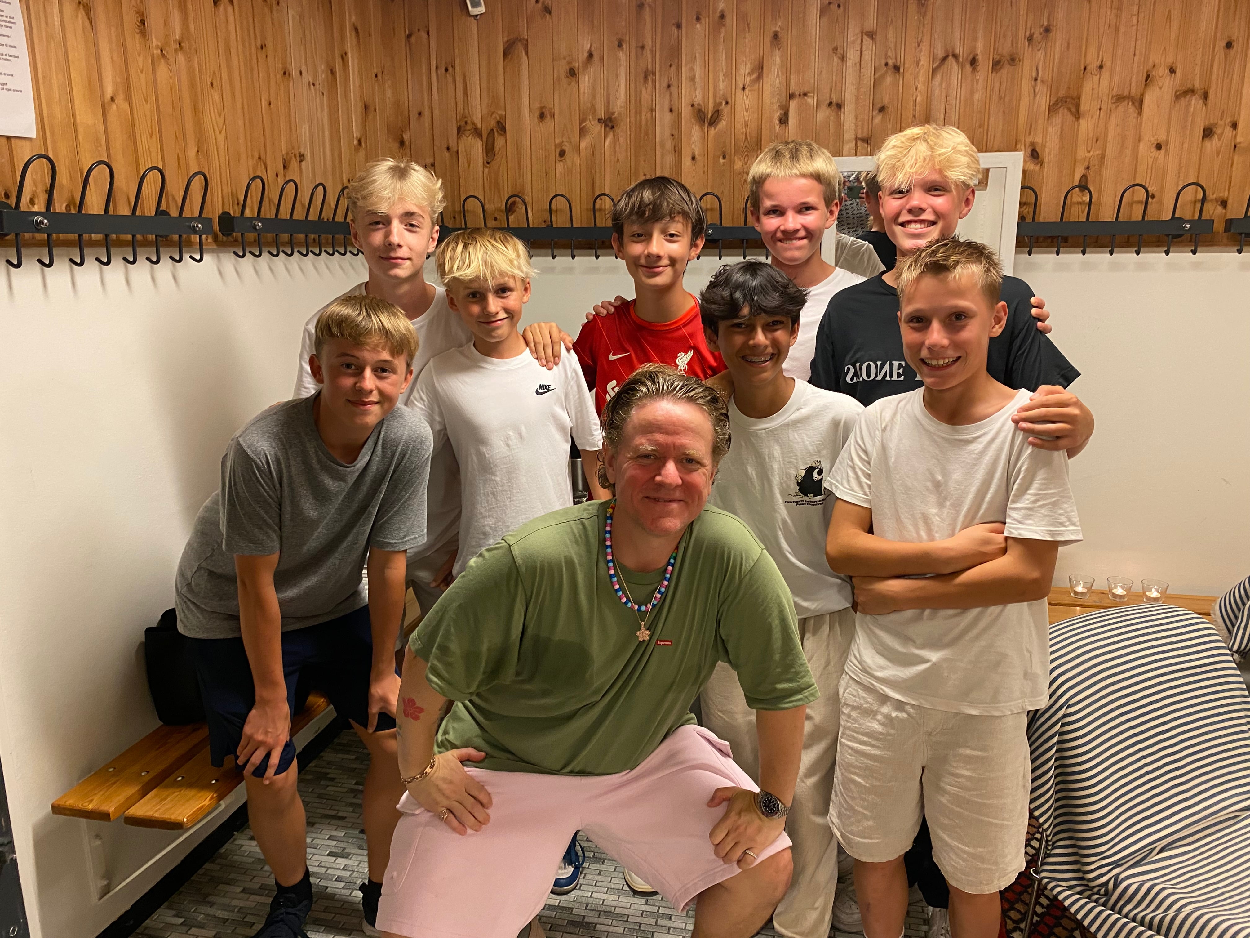 FRIVILLIGE FODBOLDDRENGE TIL ANDERS MATTHESEN 